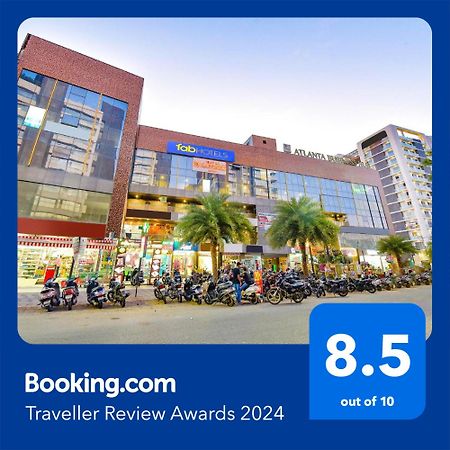 Fabhotel Happinex سورات المظهر الخارجي الصورة