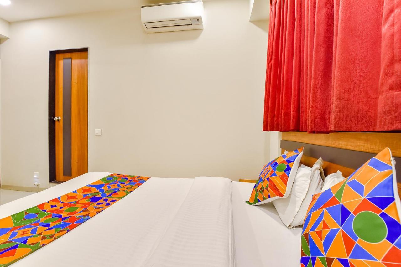 Fabhotel Happinex سورات المظهر الخارجي الصورة
